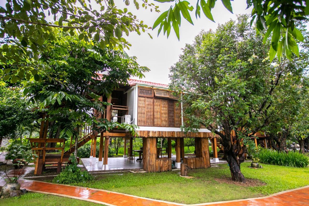Saksila Resort Nan Exterior photo