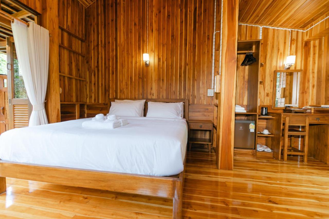 Saksila Resort Nan Exterior photo
