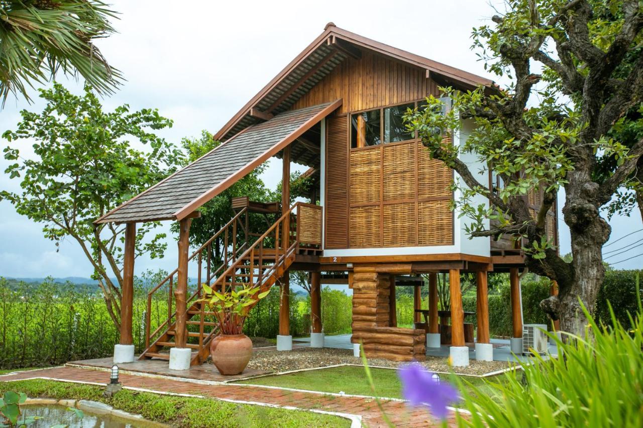 Saksila Resort Nan Exterior photo