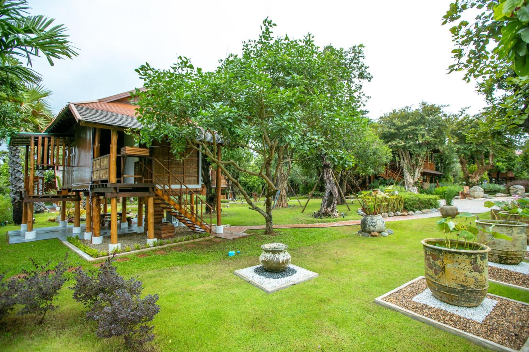 Saksila Resort Nan Exterior photo
