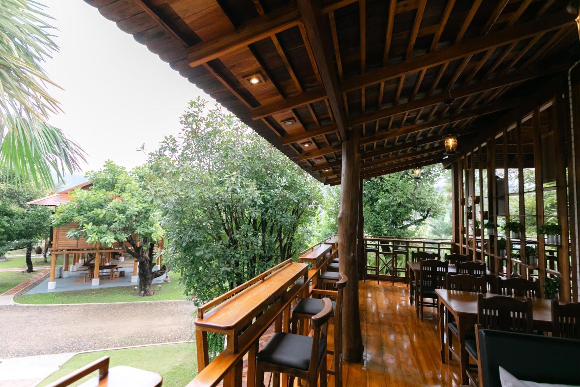 Saksila Resort Nan Exterior photo